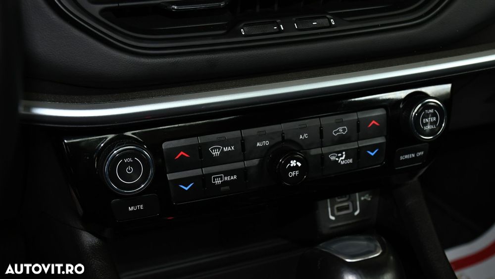 Jeep Compass 1.3 T4 4xe PLUG-IN HYBRID Automatik Limited - 14