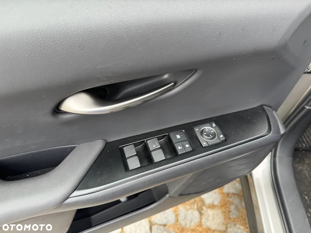 Lexus UX 250h GPF Business Edition 2WD - 10