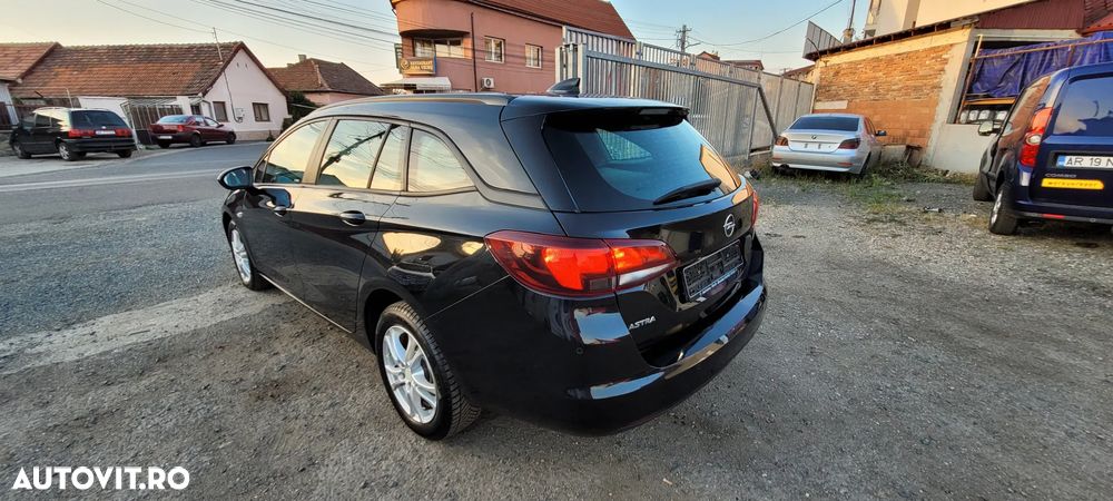 Opel Astra 1.6 D (CDTI) Automatik Edition - 4