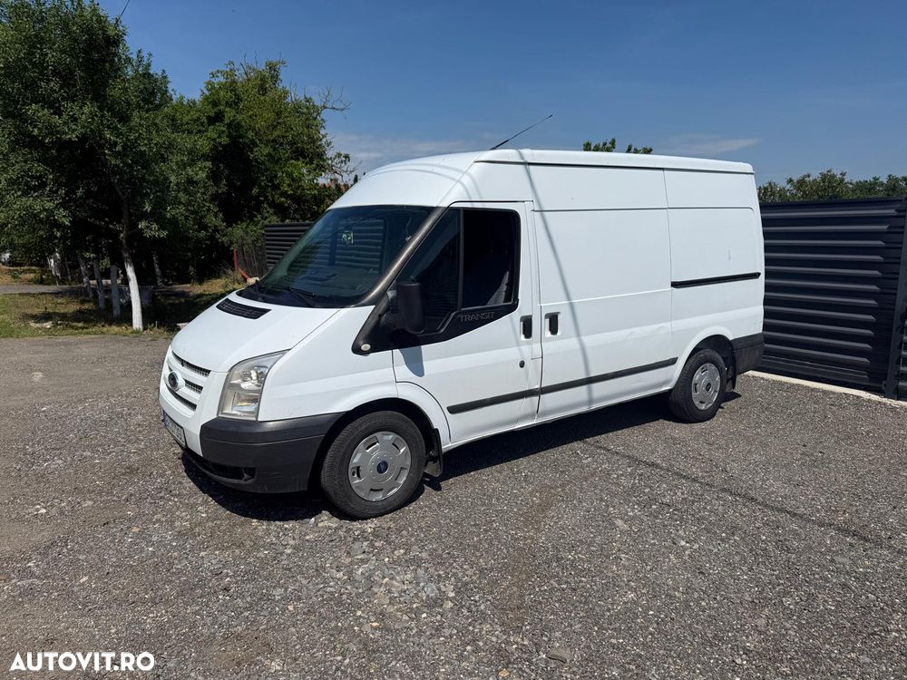 Ford Transit - 1