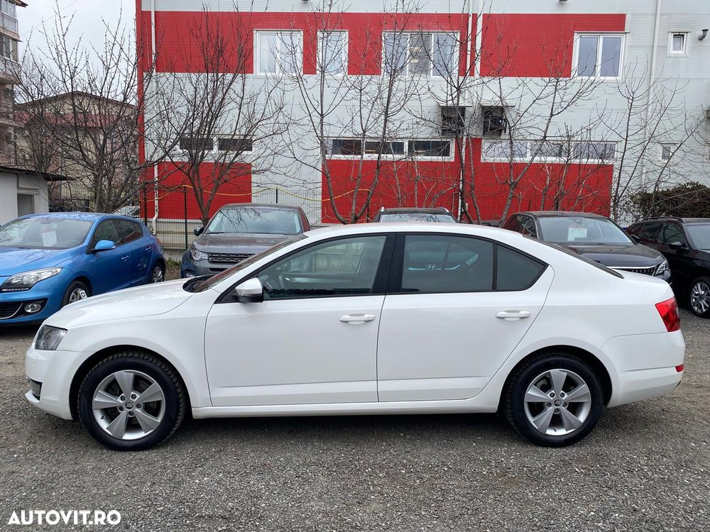 Skoda Octavia 1.6 TDI Style - 2