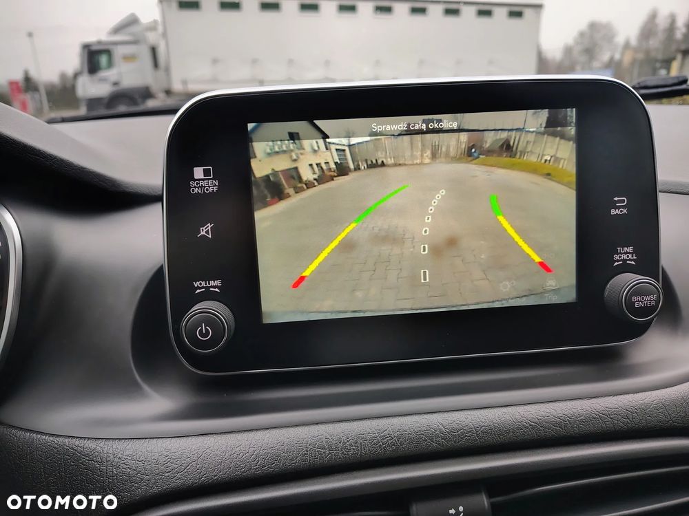 Fiat Tipo 1.6 MultiJet Lounge - 24