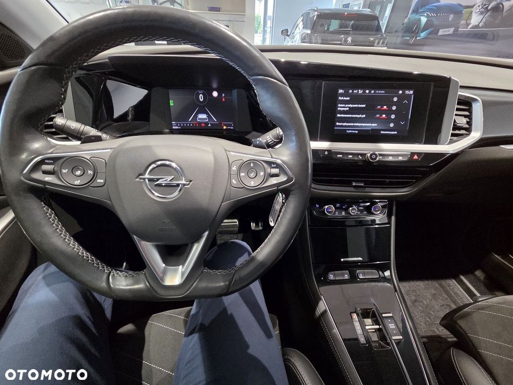 Opel Grandland 1.2 T GS S&S - 14