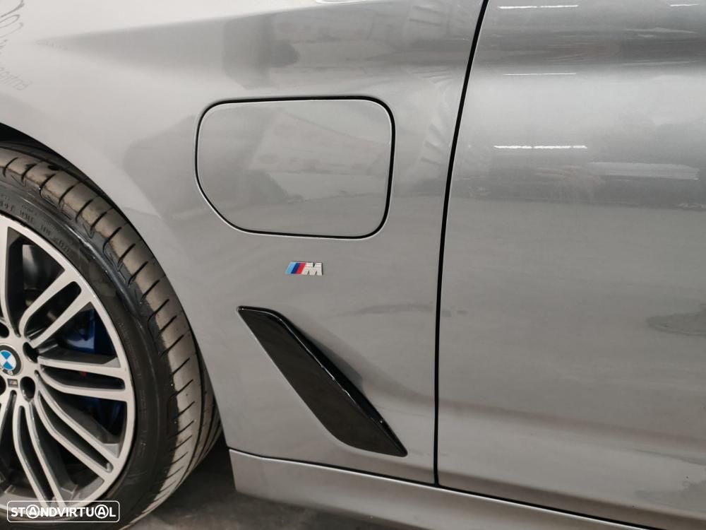 BMW 530 e iPerformance Pack M - 24