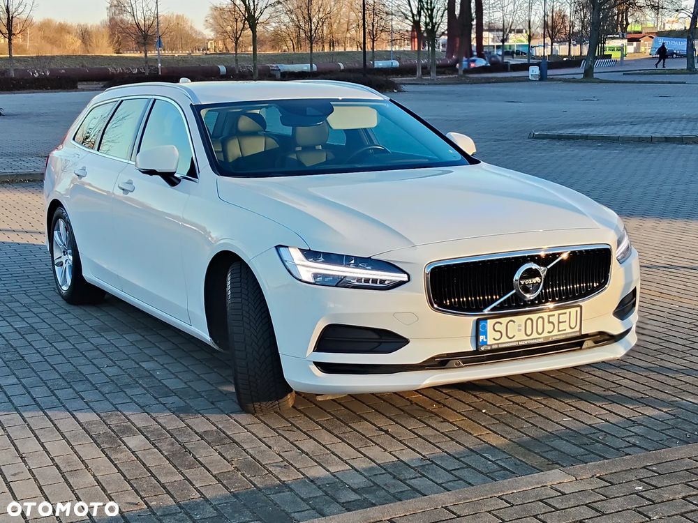 Volvo V90 - 2