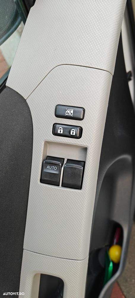 Toyota Yaris 1.0 VVT-i Comfort - 8