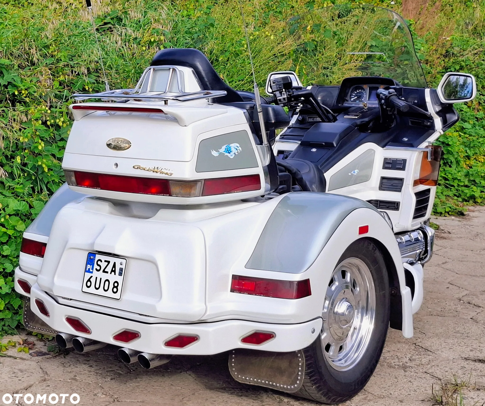 Honda GL - 10