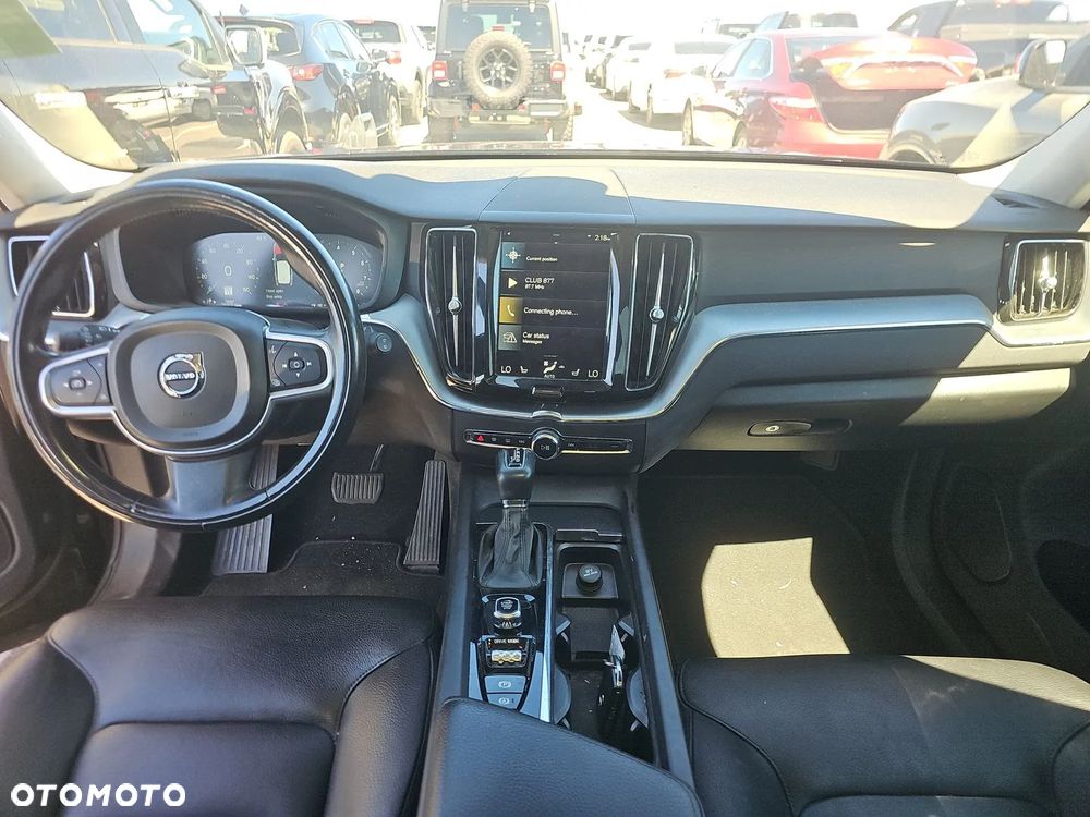 Volvo XC 60 T5 AWD Momentum - 30