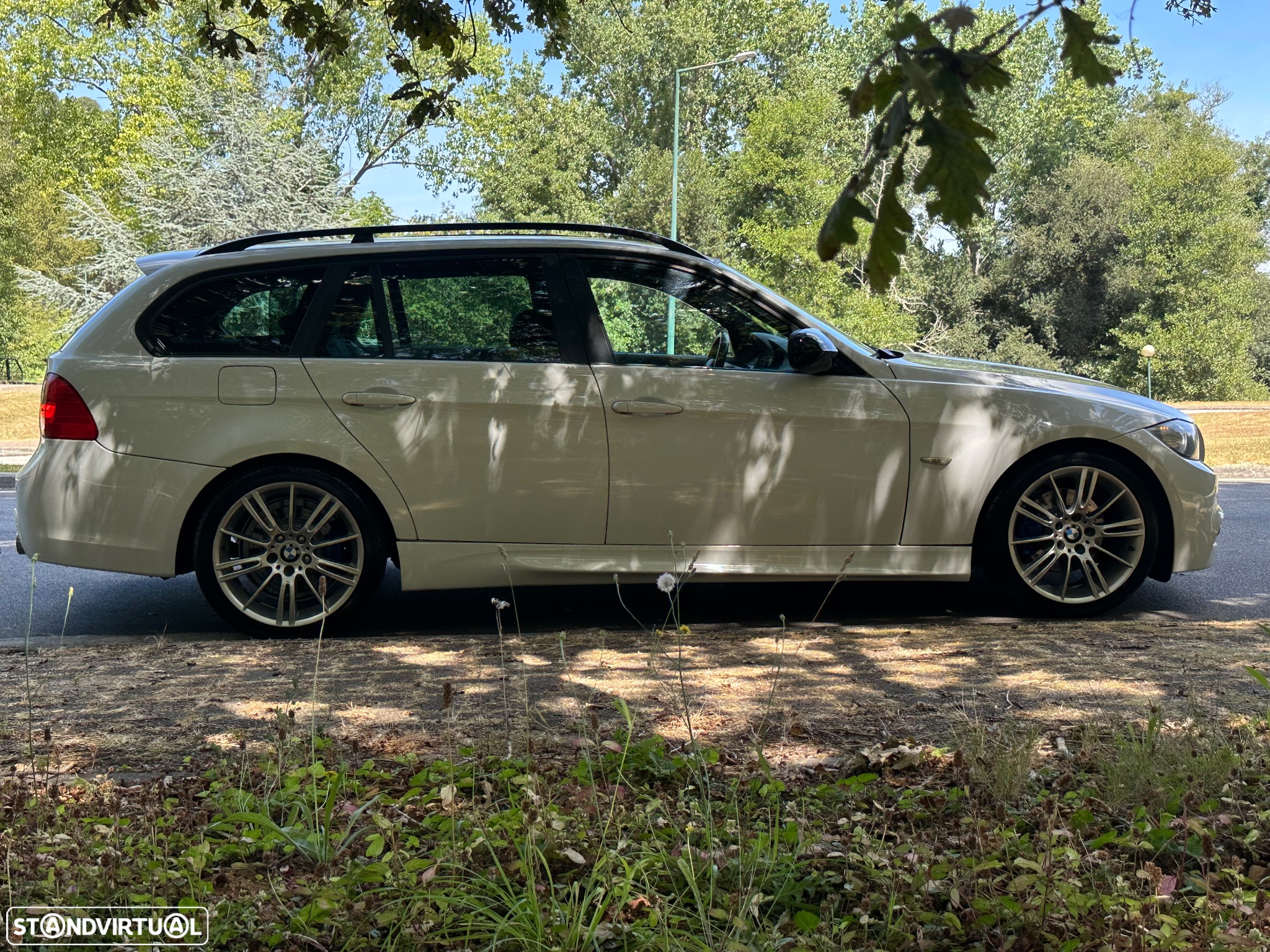 BMW 320 d Touring Navigation Sport - 18