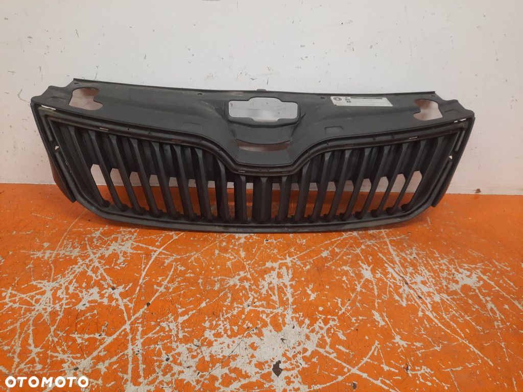 SKODA RAPID 12-19  ATRAPA / GRILL 5JA853668 - 1