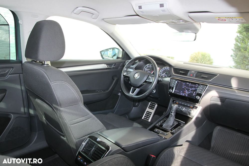 Skoda Superb 2.0 TDI DSG Sportline - 6