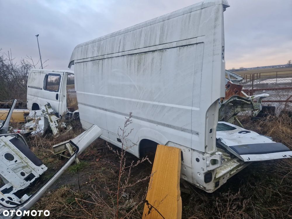 Bok lewy cwiartka lewa ducato l3h2 18r