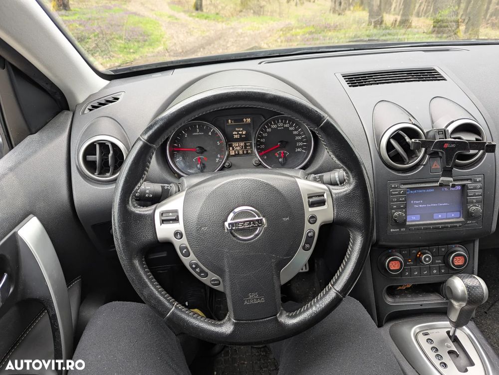 Nissan Qashqai+2 2.0 dCi DPF 4x4 Aut tekna - 9