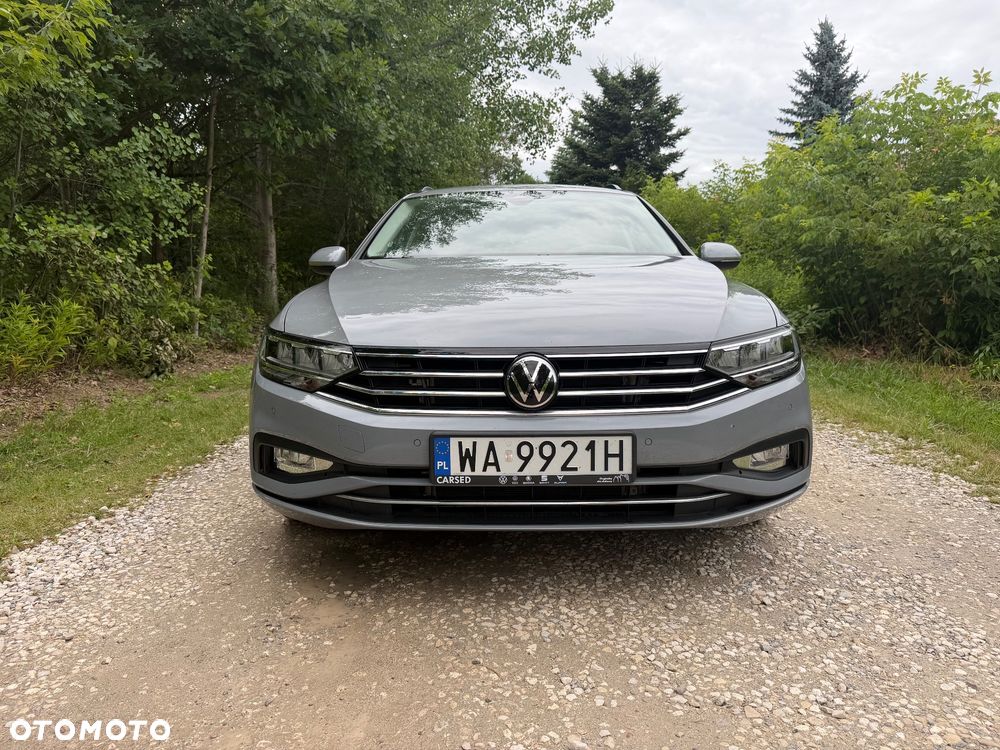 Volkswagen Passat - 16