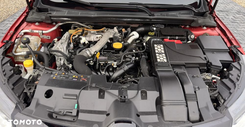 Renault Megane ENERGY TCe 205 EDC GT - 36