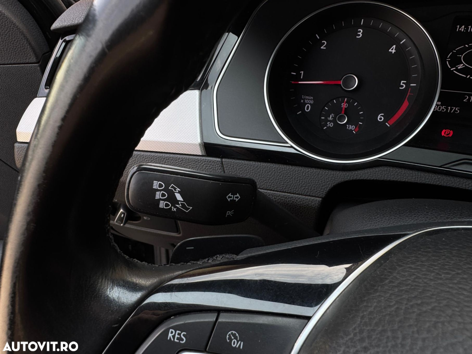 Volkswagen Passat - 14