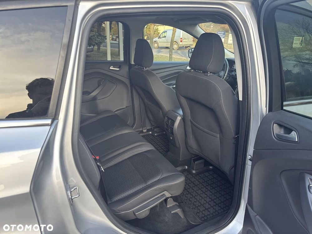 Ford Kuga 1.5 EcoBoost FWD Edition ASS MMT6 - 13