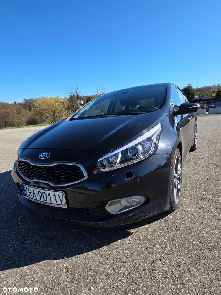 Kia Ceed 1.6 CRDi 128 Platinum Edition - 27