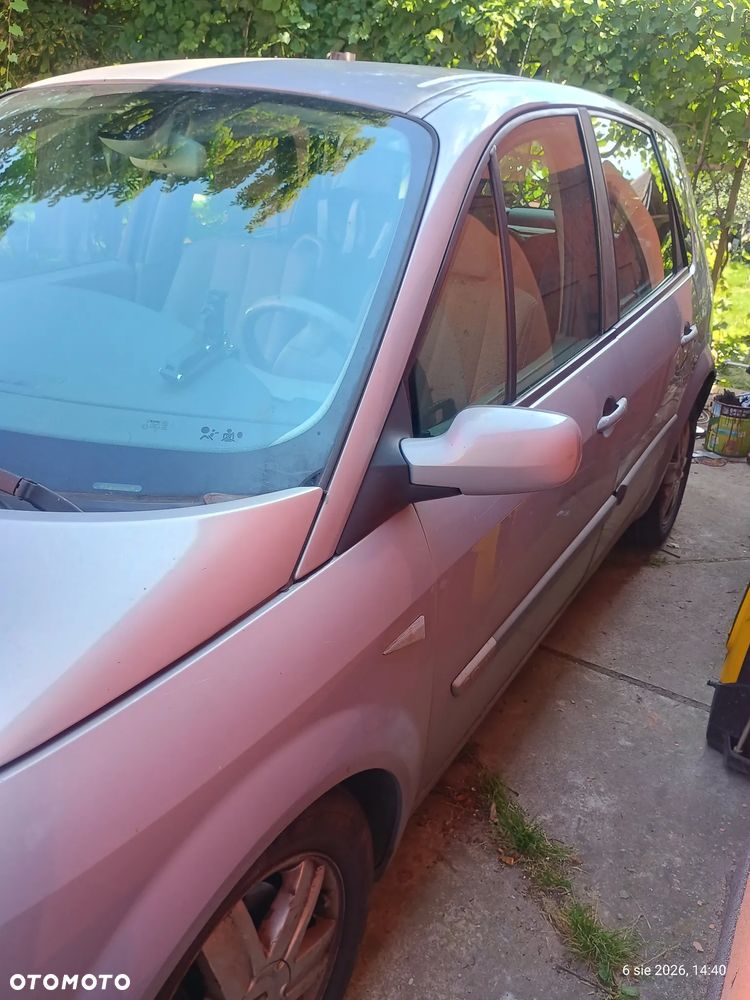 Renault Scenic - 2