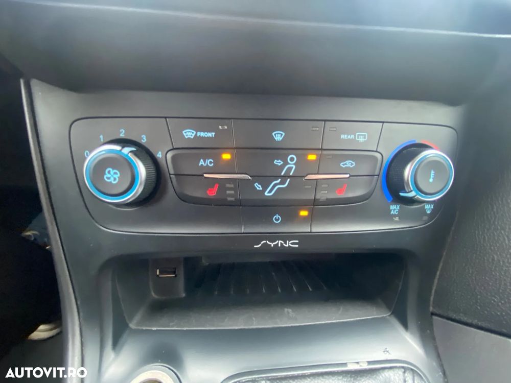 Ford Focus 1.5 TDCi Trend - 18