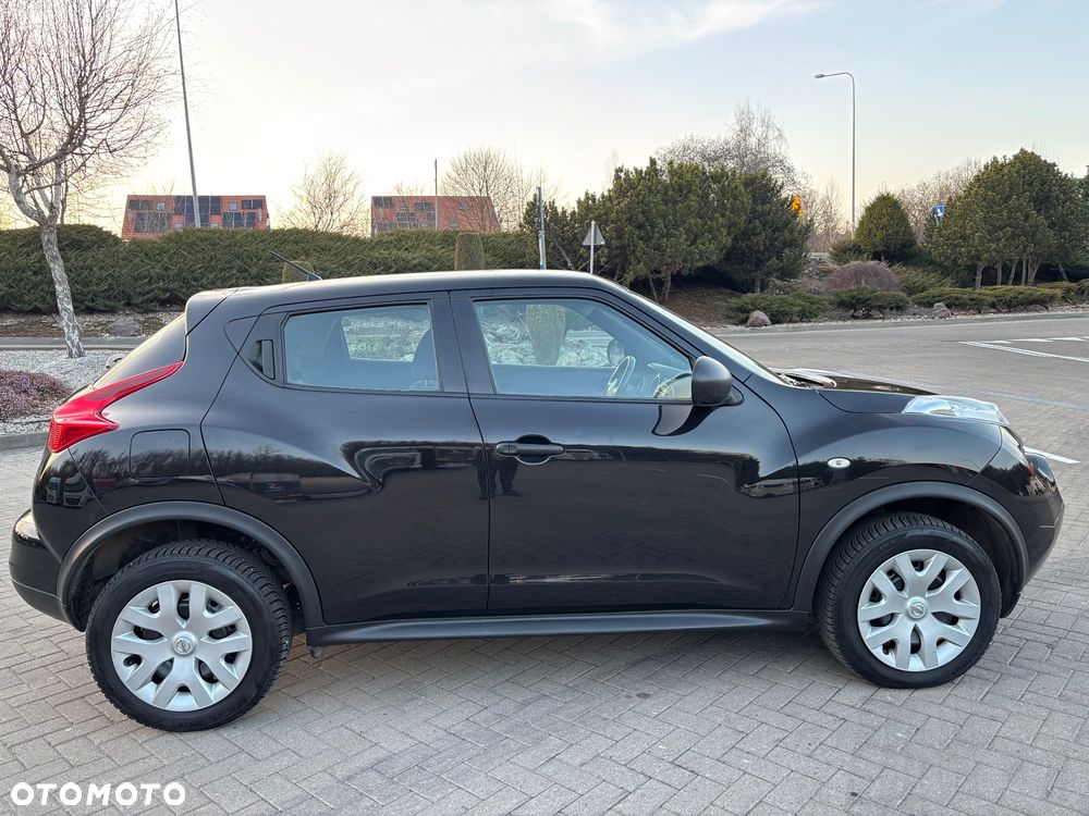 Nissan Juke 1.6 Visia - 11