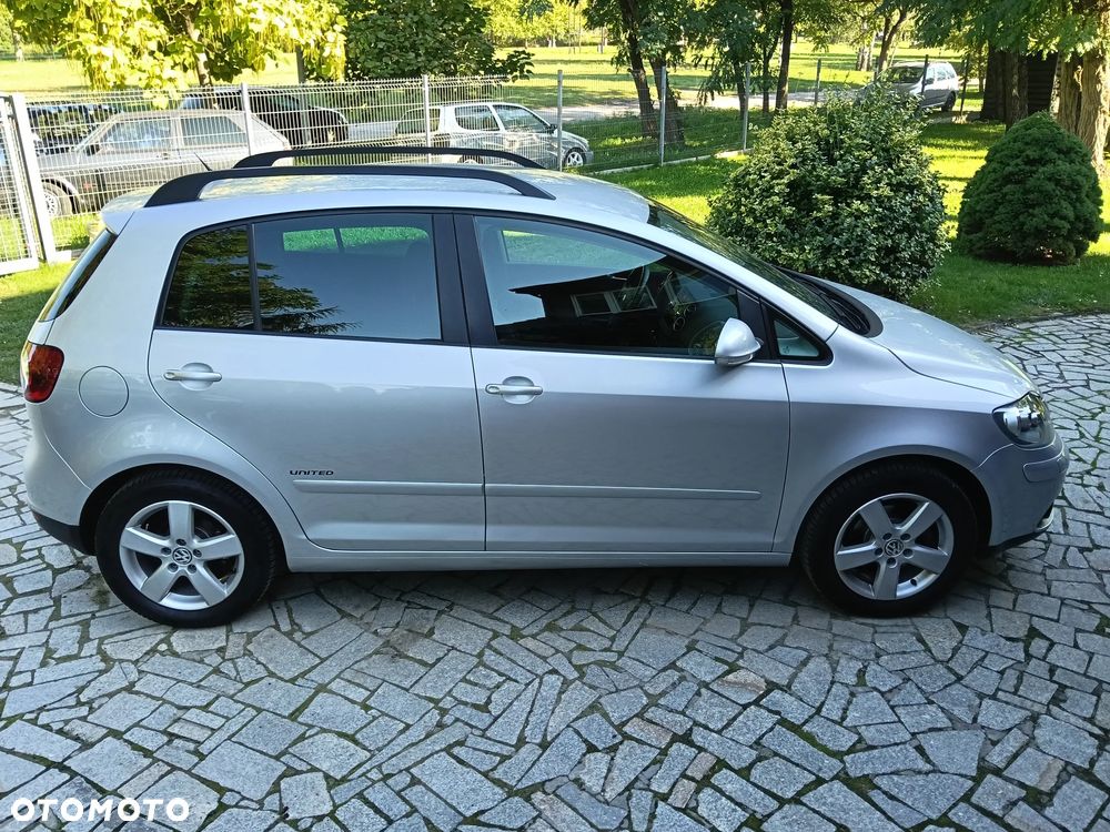 Volkswagen Golf Plus - 8