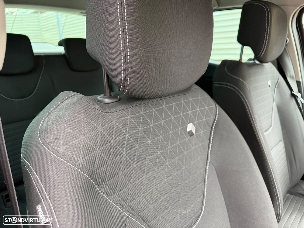 Renault Clio 0.9 TCe Limited Edition - 25