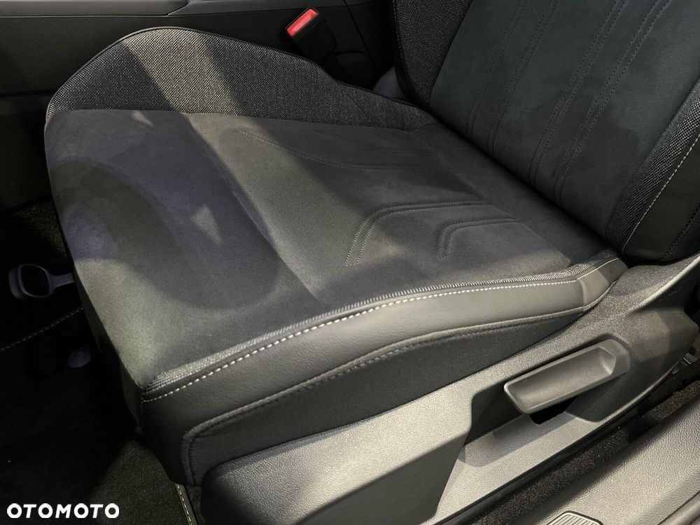 Volkswagen Golf Variant - 21