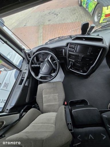 Iveco STRALIS 480 km z retarderem low-deck - 21