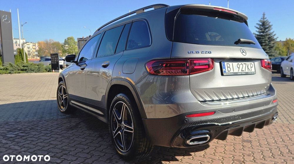 Mercedes-Benz GLB 220 mHEV 4-Matic AMG Line 8G-DCT - 4