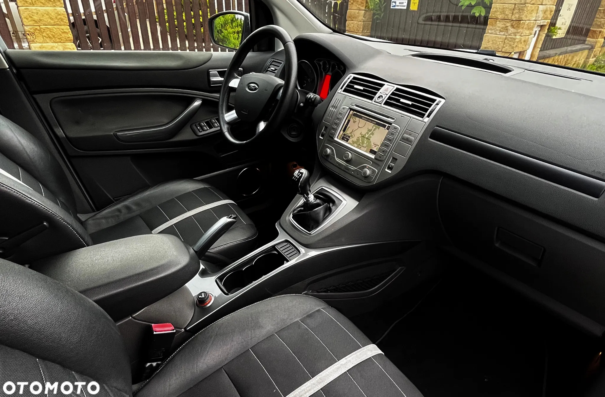 Ford Kuga 2.0 TDCi 4WD Titanium - 26