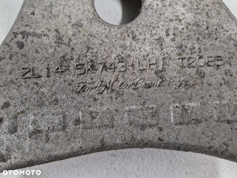 LINCOLN NAVIGATOR 2 II 5.4 B WAHACZ LEWY TYŁ TYLNY - 2