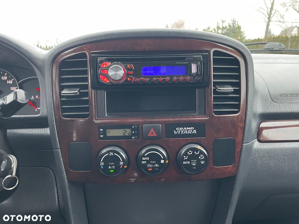 Suzuki Grand Vitara - 27