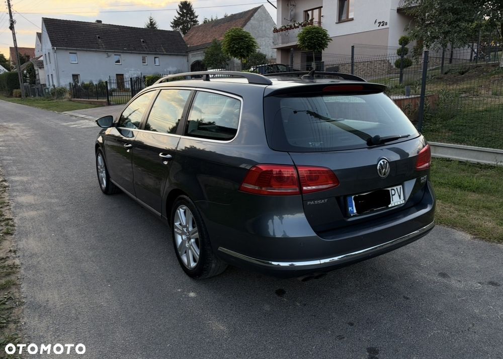 Volkswagen Passat 2.0 TDI Highline - 3