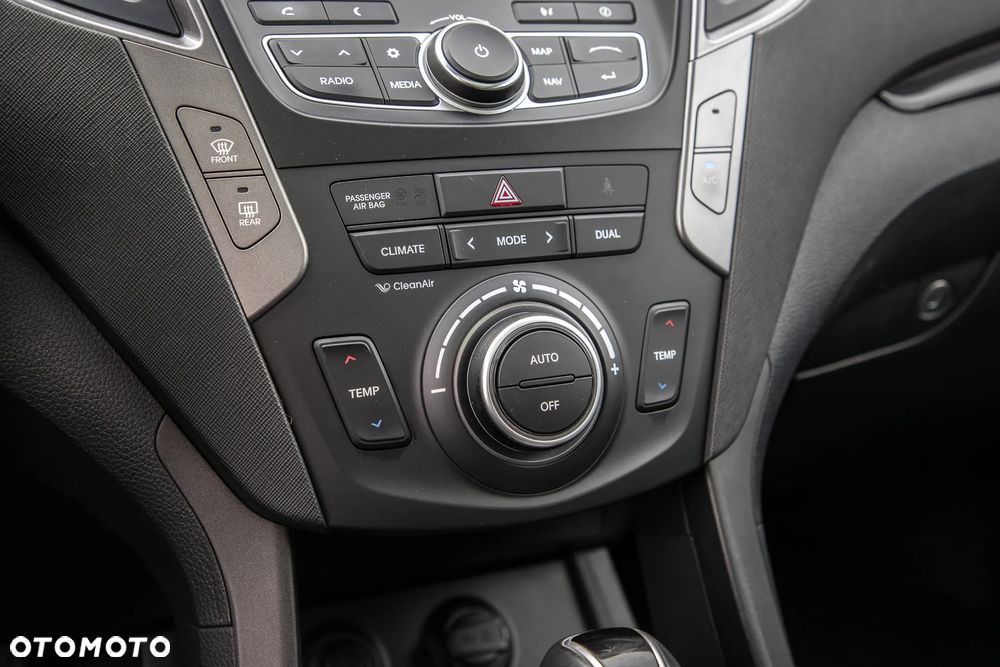 Hyundai Santa Fe - 25