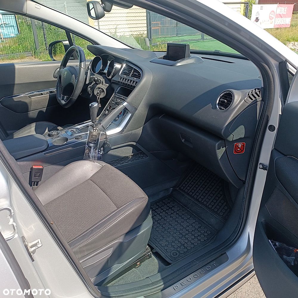 Peugeot 3008 - 11