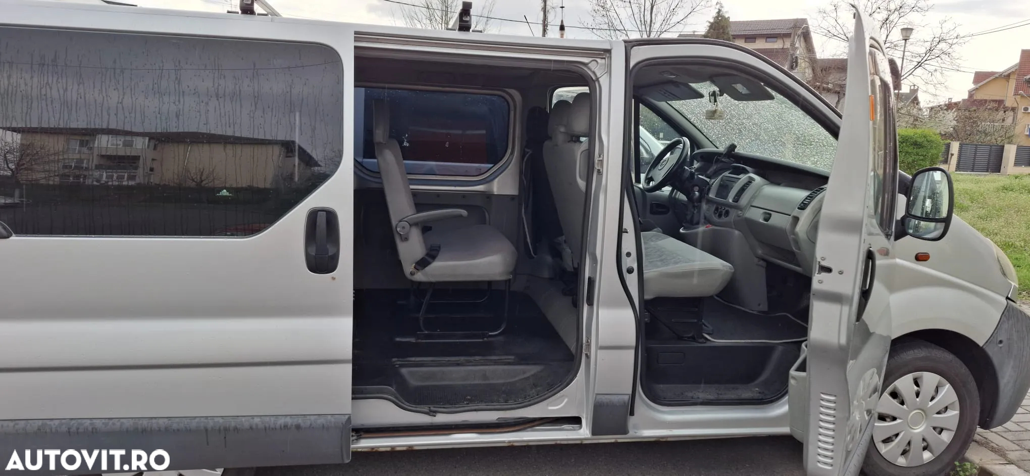 Opel Vivaro - 5
