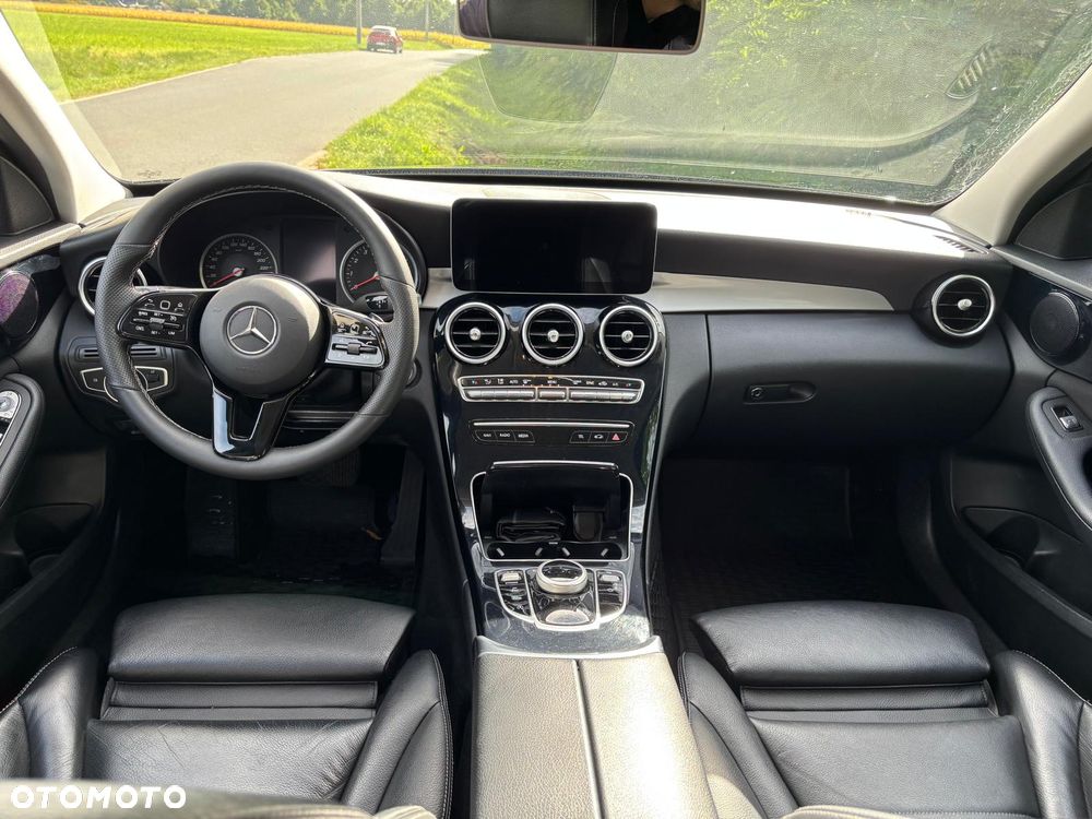 Mercedes-Benz Klasa C 180 9G-TRONIC - 11
