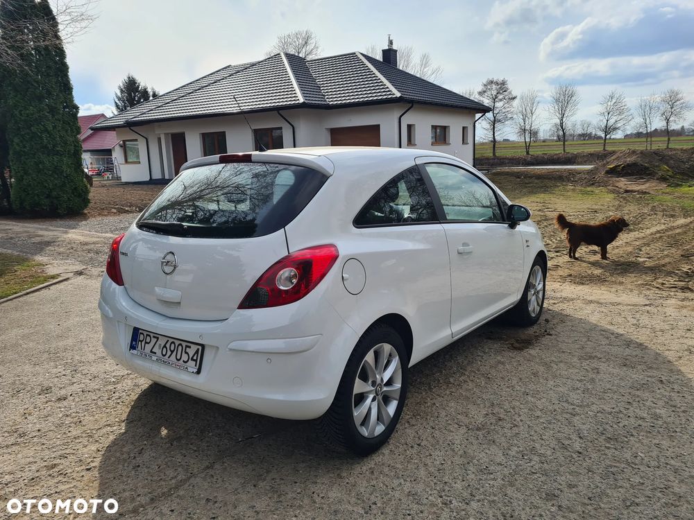 Opel Corsa 1.4 16V Edition - 12