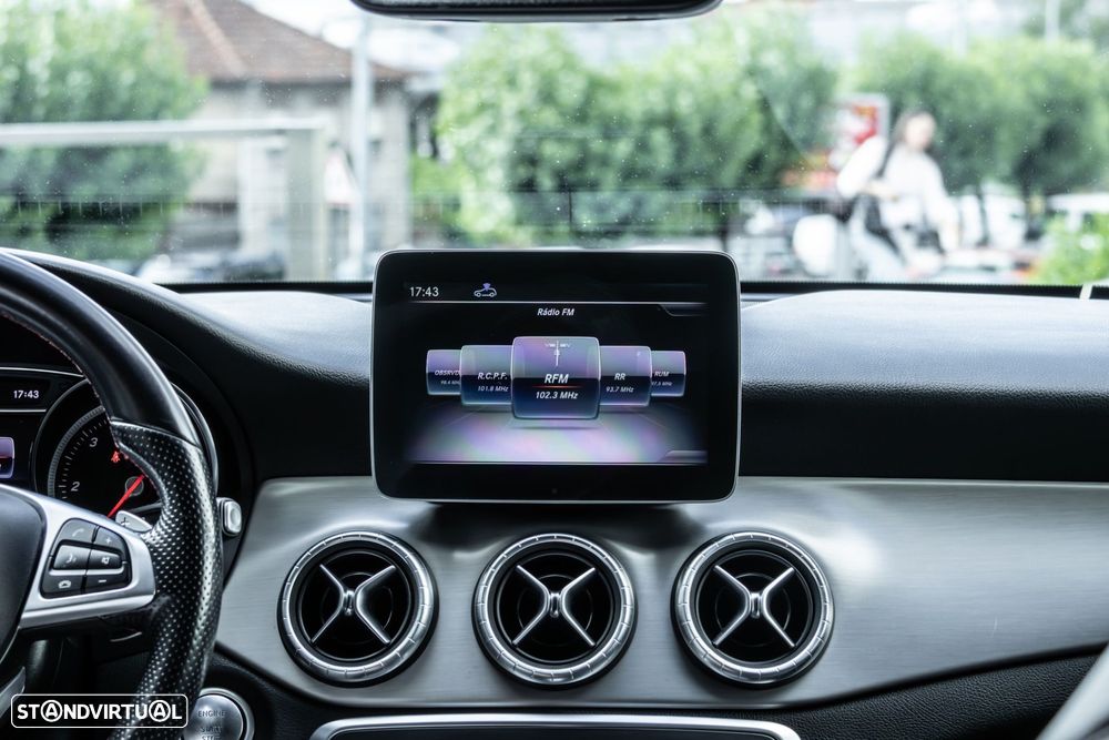Mercedes-Benz CLA 180 d AMG Line Aut. - 32