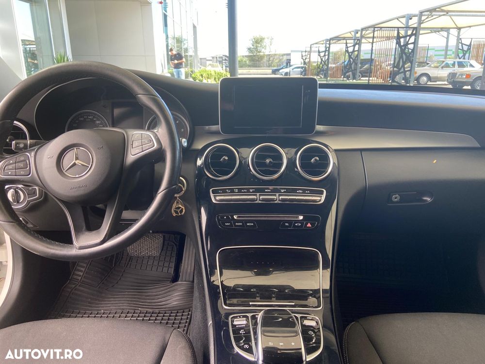 Mercedes-Benz C - 5
