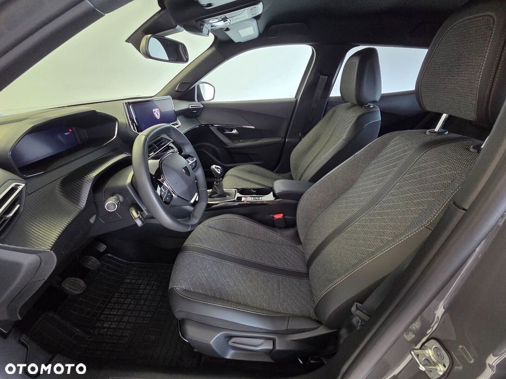 Peugeot 2008 - 10