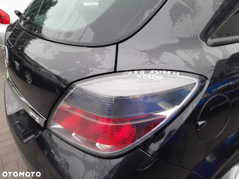 OPEL ASTRA H GTC LAMPA PRAWA TYLNA PRAWY TYŁ W BŁOTNIK - 2