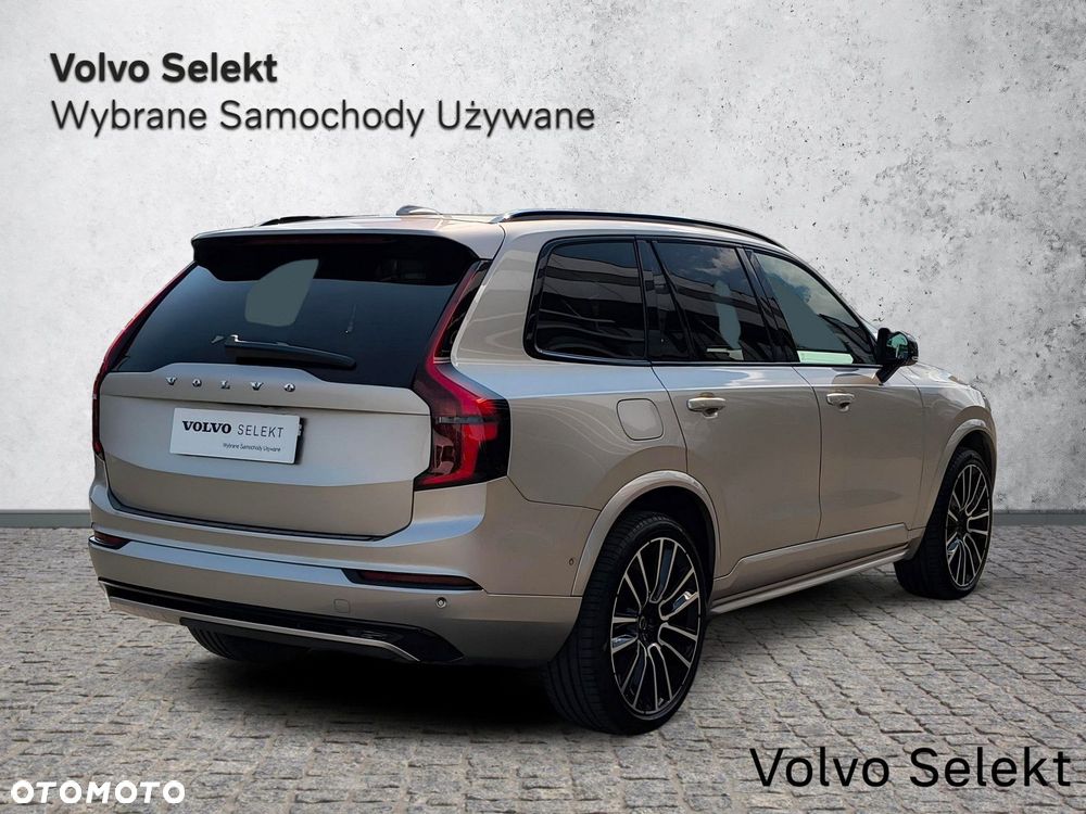 Volvo XC 90 - 8