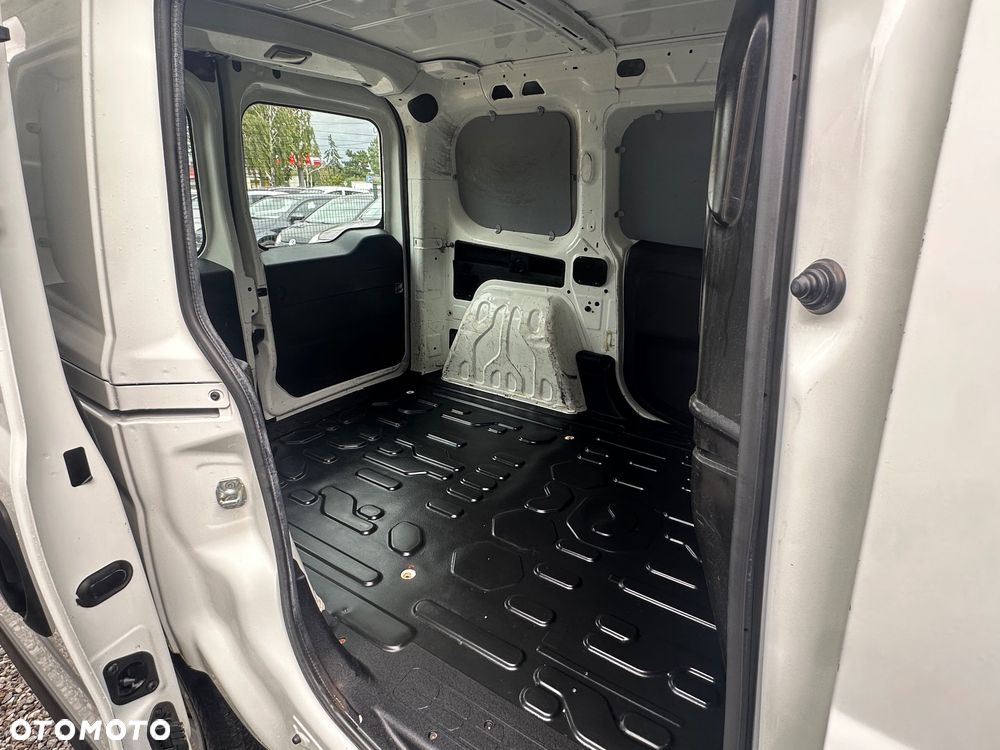 Opel Combo - 21