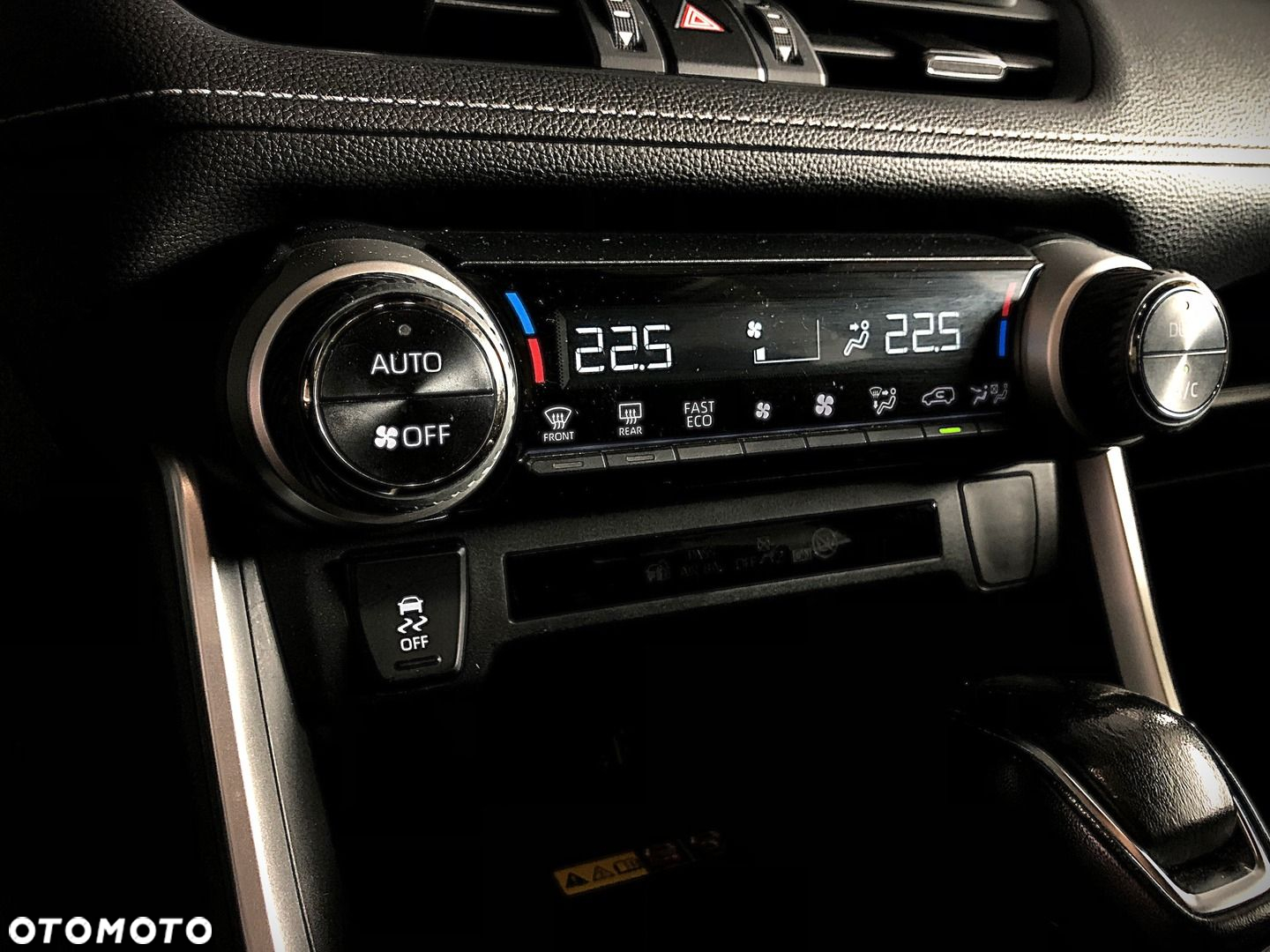 Toyota RAV4 - 22