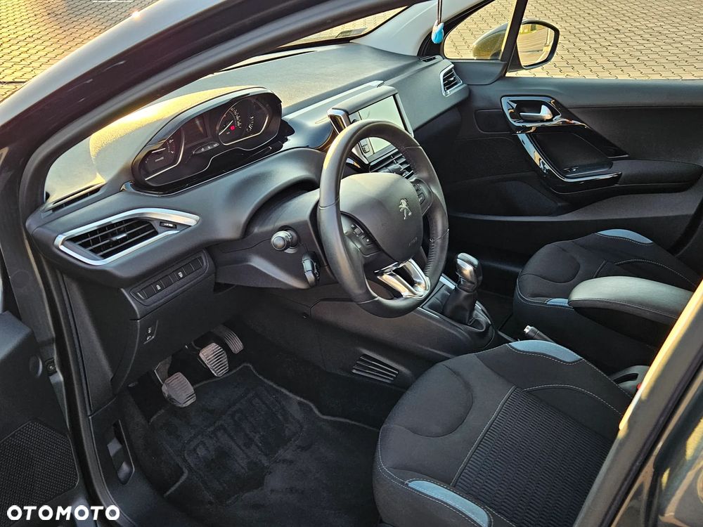 Peugeot 208 1.6 VTi Allure - 13
