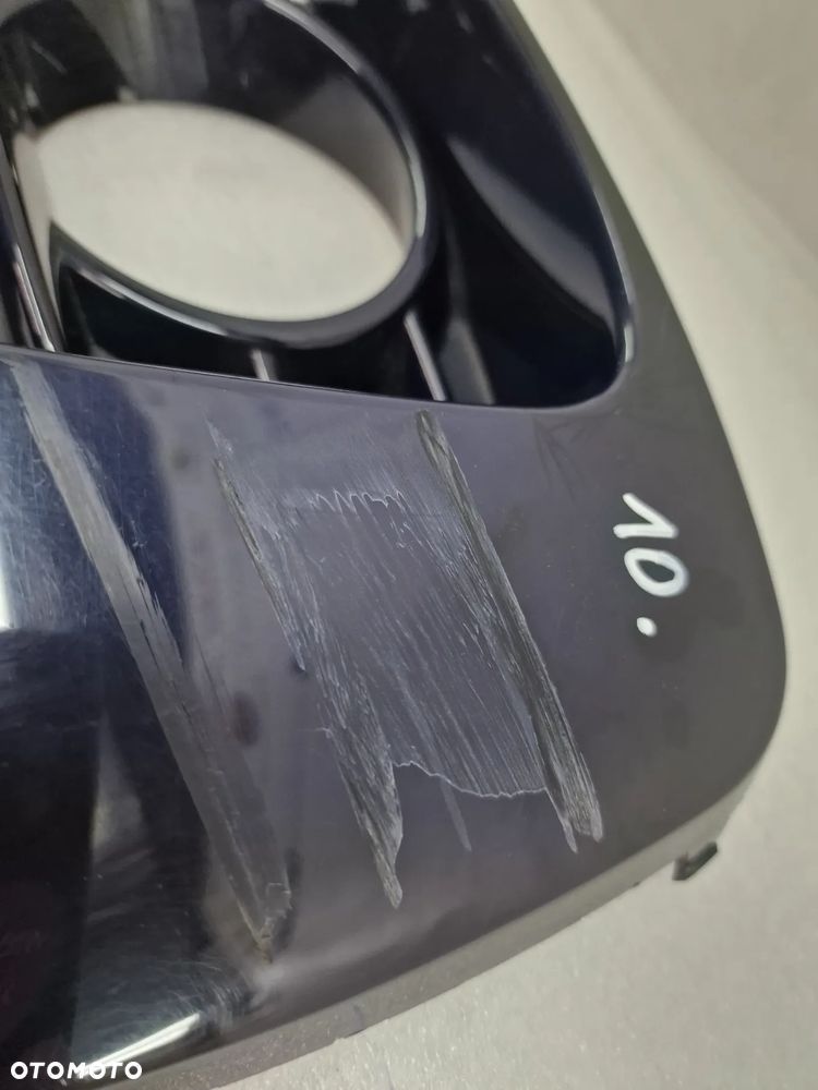 BMW F45 / F46 13- PRAWA KRATKA BOCZNA ZDERZAKA PRZEDNIEGO PRZÓD , NR 51117347232 / 7347232 , NR AUKCJI F/10 - 5