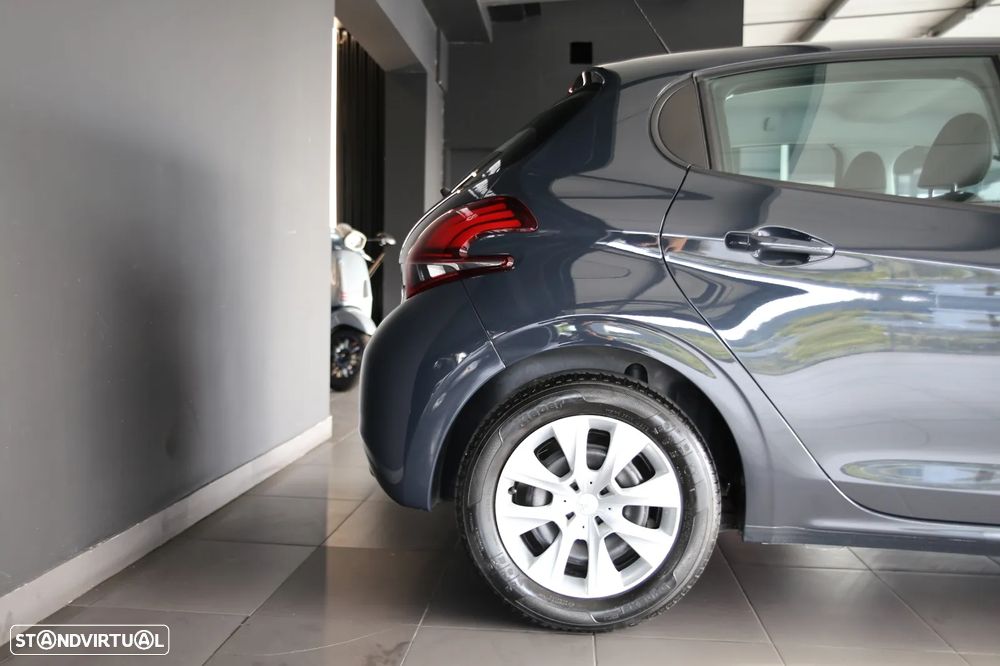 Peugeot 208 1.2 PureTech Style - 5