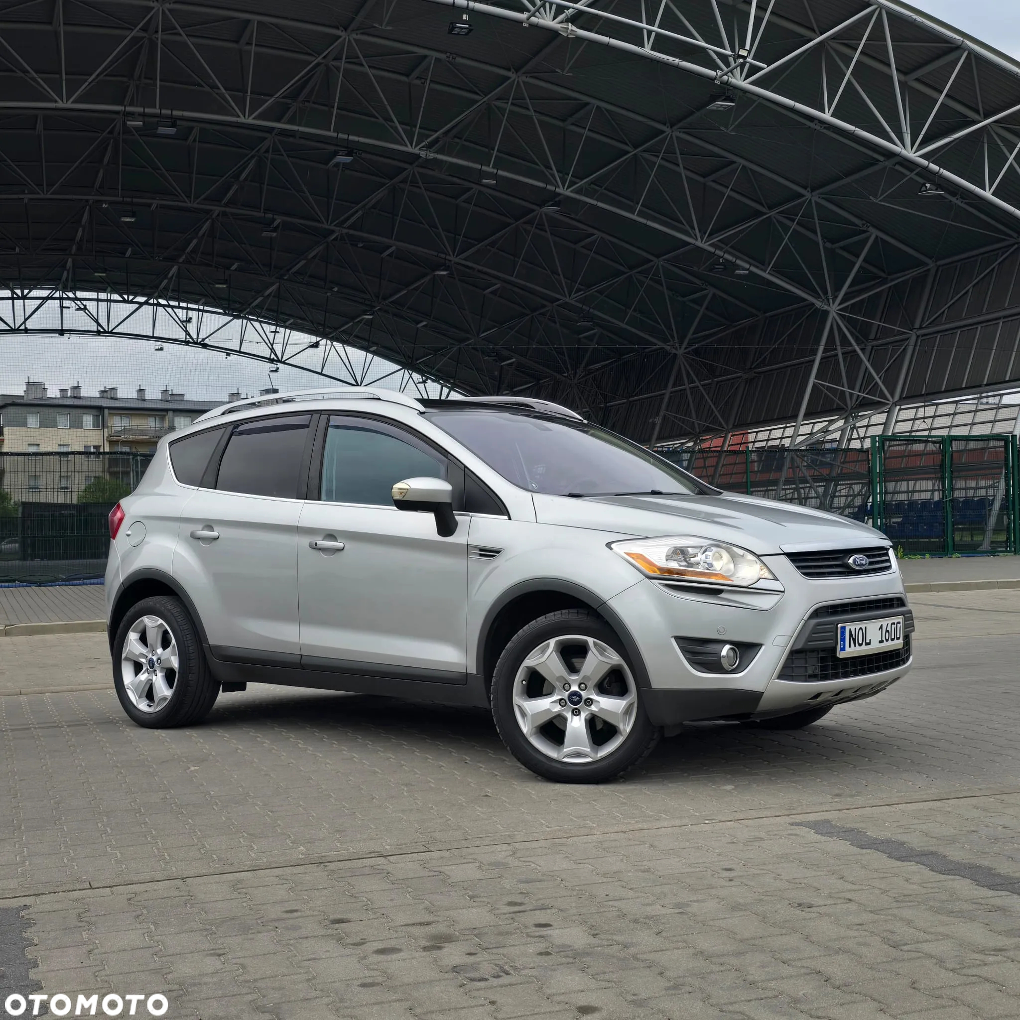 Ford Kuga 2.0 TDCi FWD Titanium - 3